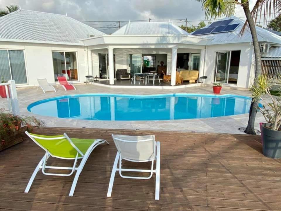 Villa Belle Vue, Chambre Bambous Сен-Пьер Экстерьер фото